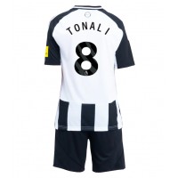 Camiseta Newcastle United Sandro Tonali #8 Primera Equipación para niños 2024-25 manga corta (+ pantalones cortos)